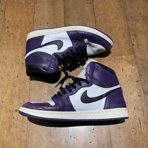 Jordan 1 Retro High OG sneakers size 11